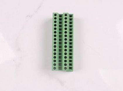 precīza elektroniskā plastmasas detaļu formēšana